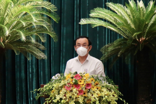 'Đến tháng 11, TP Hồ Chí Minh vẫn chưa thể bình thường mới'